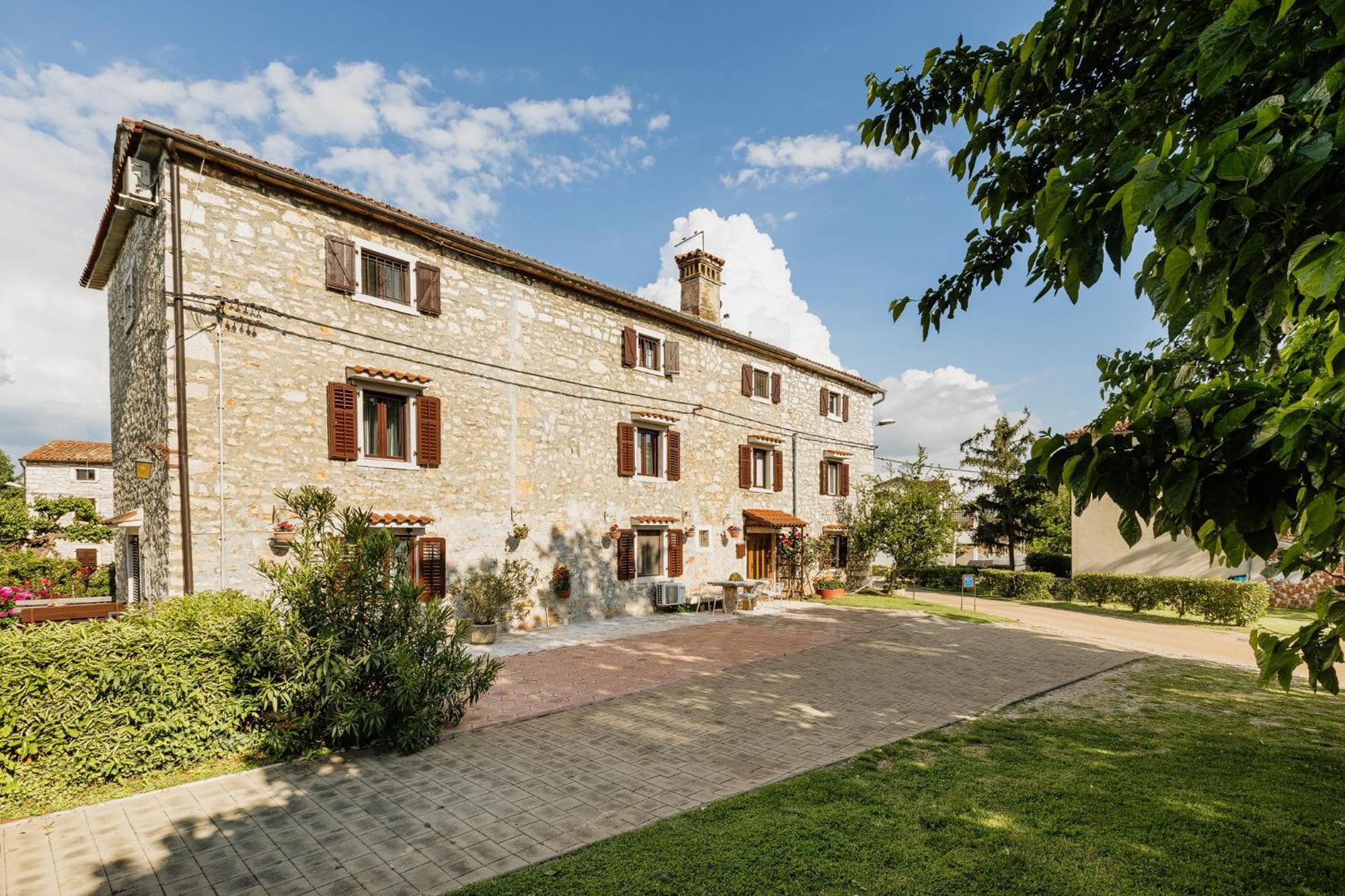 Apartments Mirna Stress Free Vol.2 Umag Exterior photo